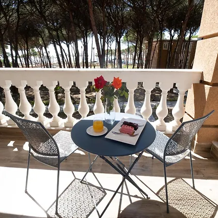Prestige Hotel Golem (Tirana)