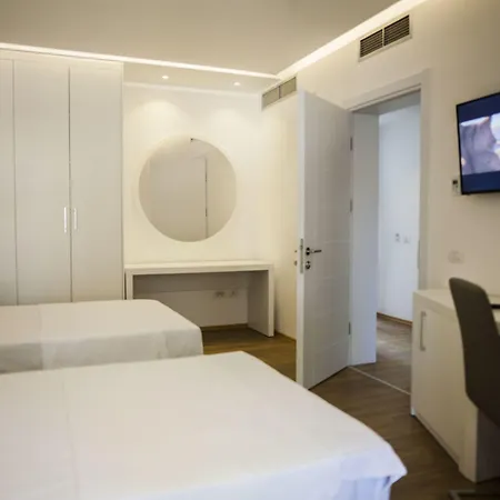Prestige Hotel