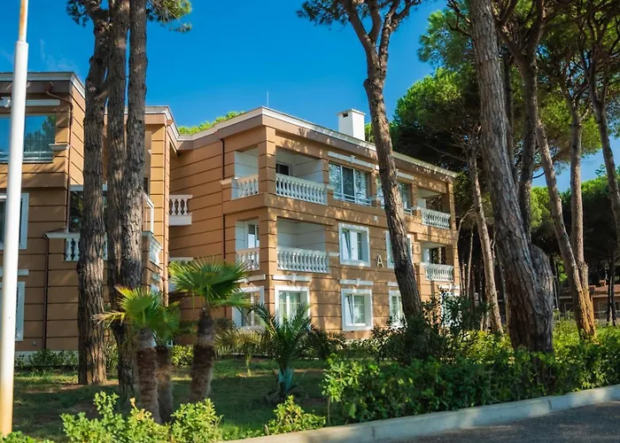 Prestige Golem (Tirana)