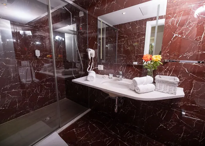 Prestige Hotel 5*