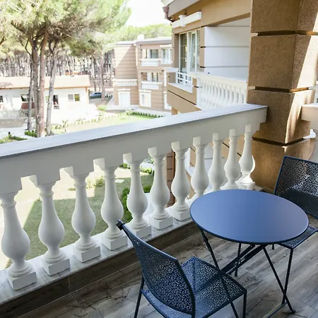 Prestige 5* Golem (Tirana)