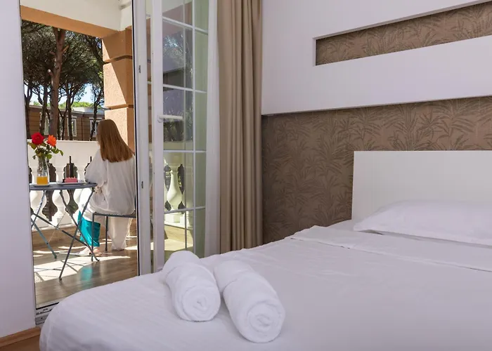 Prestige Hotel Golem (Tirana)