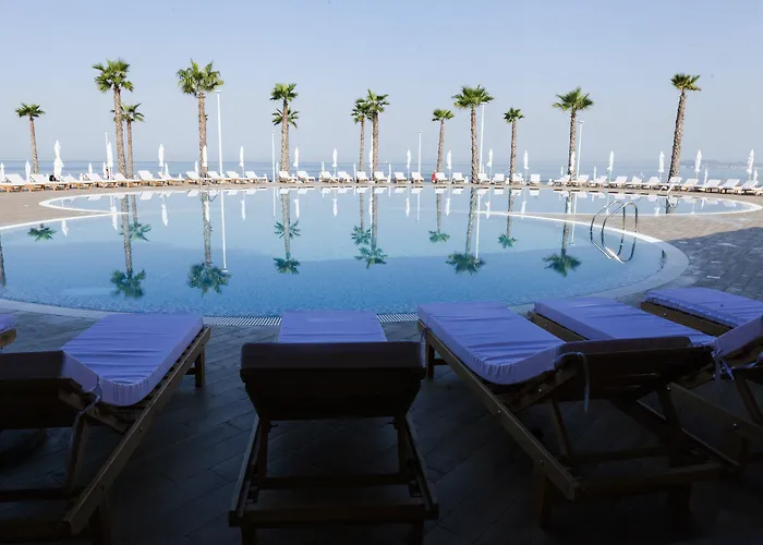 Prestige 5* Golem (Tirana)